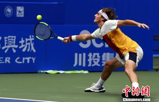 不仅让她更 不仅让她更